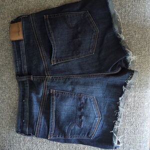 AE American eagle hi rise shortie dark wash jean short size 6